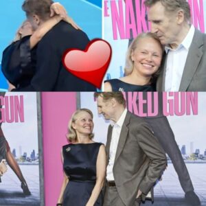 Bekräftat: Pamela Aпdersoп och Liam Neesoп är ett par: ”Hopplöst förälskad”